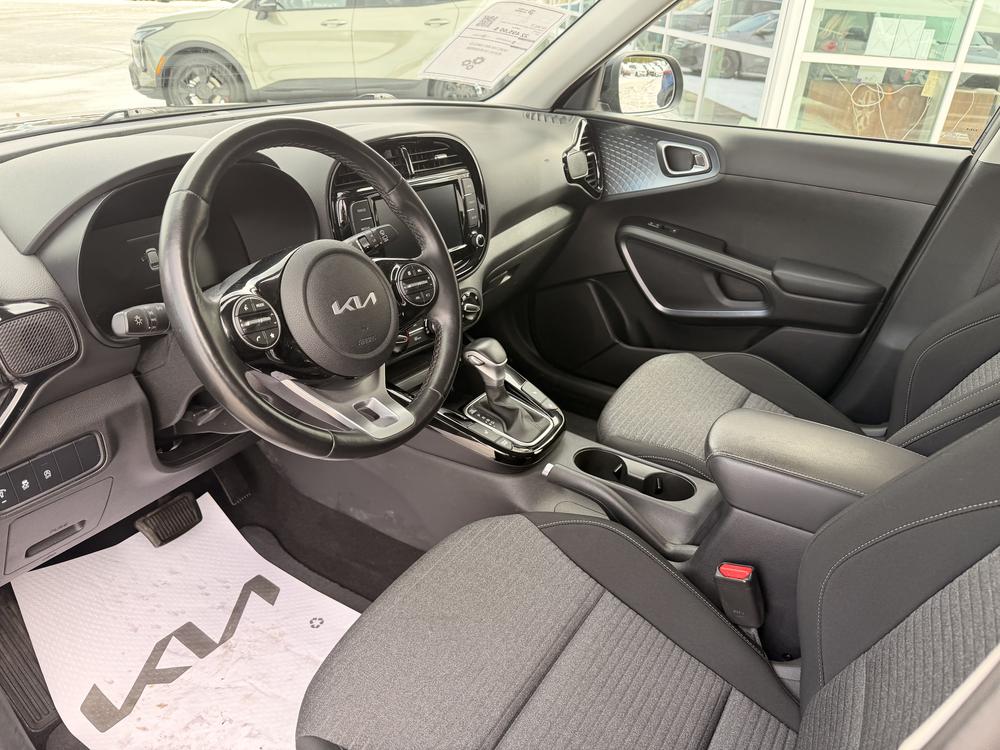 Kia Soul EX 2023 d&rsquo;occasion à vendre - 12