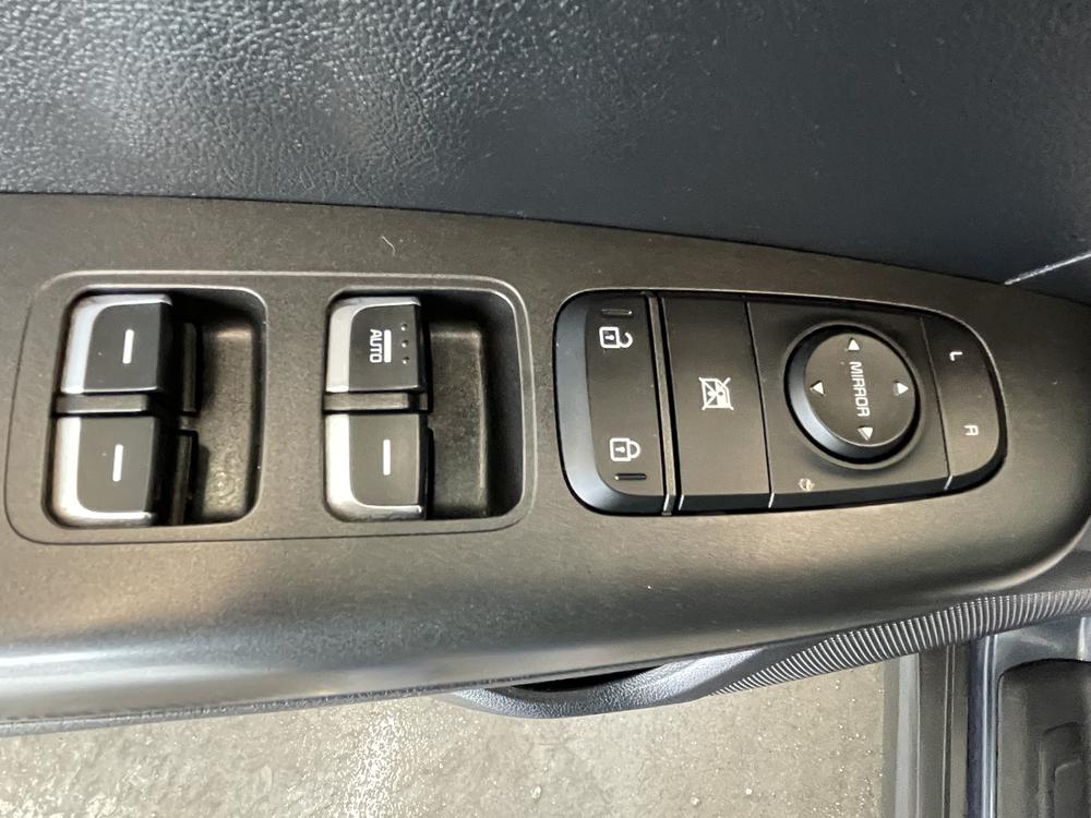 Kia Sportage LX 2022 d&rsquo;occasion à vendre - 11