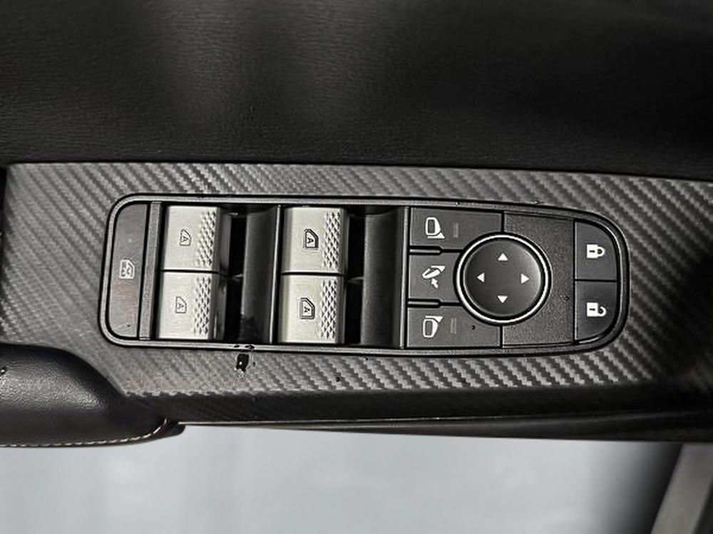 Mitsubishi Outlander 2023 Noir usage à vendre Mitsubishi Outlander 2023 Noir usage à vendre