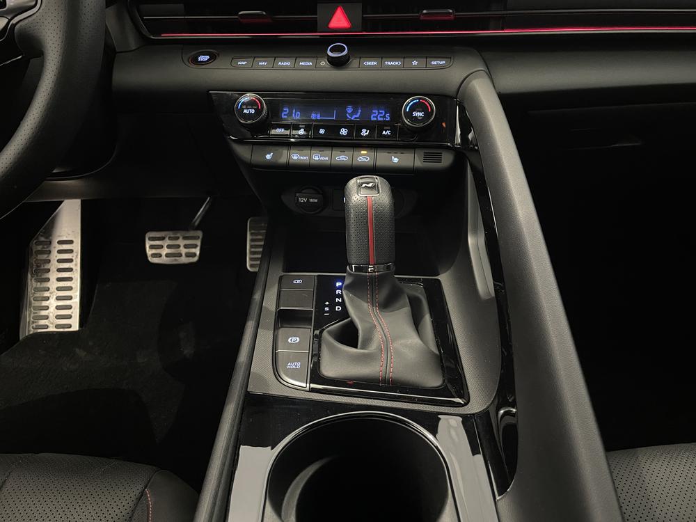 Hyundai Elantra N-LINE ULTIMATE 1.6T 2025 d&rsquo;occasion à vendre - 29