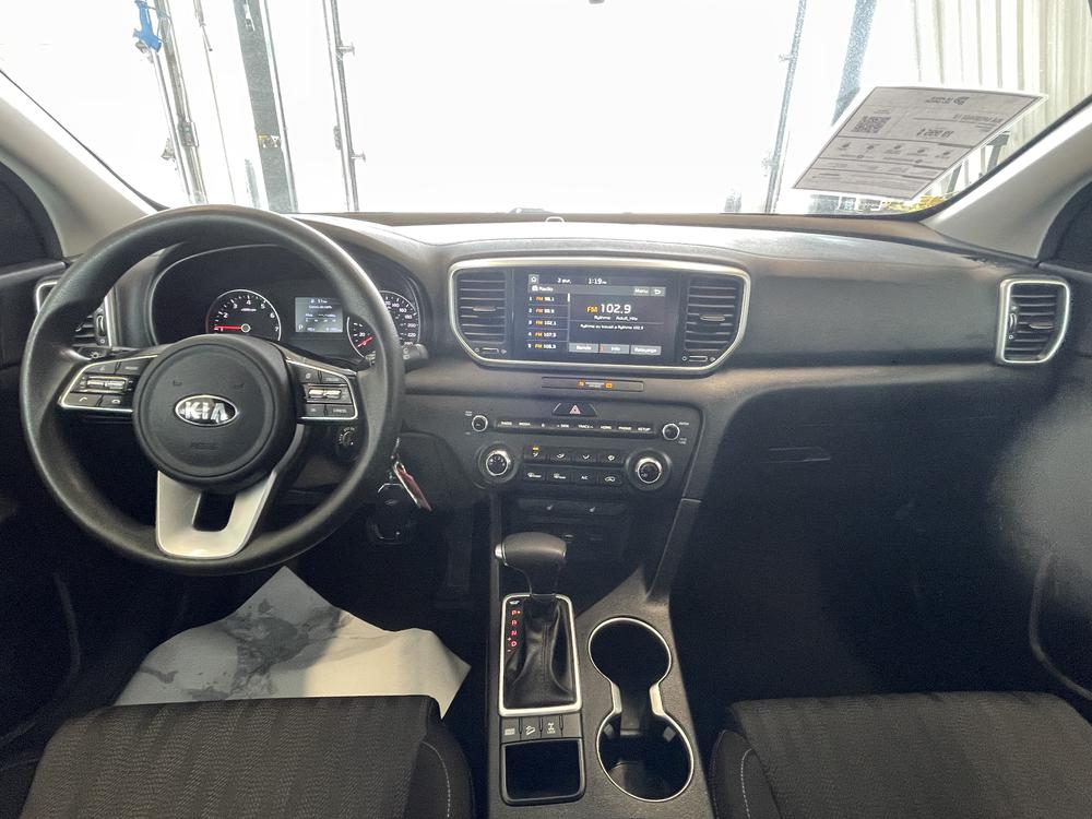 Kia Sportage LX 2022 d&rsquo;occasion à vendre - 17