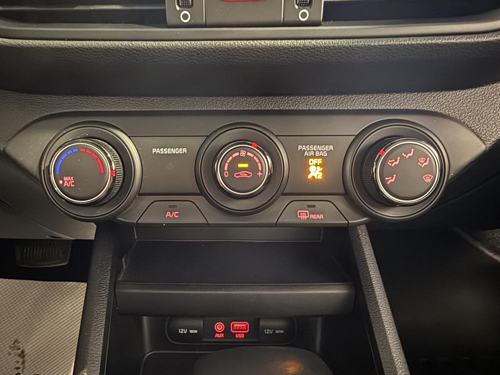 Kia Forte LX 2019 d&rsquo;occasion à vendre - 27