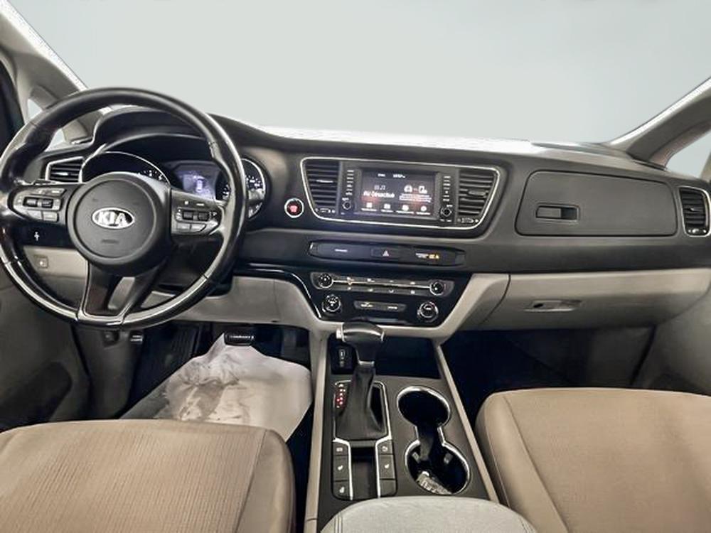Kia Sedona LX 2020 d&rsquo;occasion à vendre - 19
