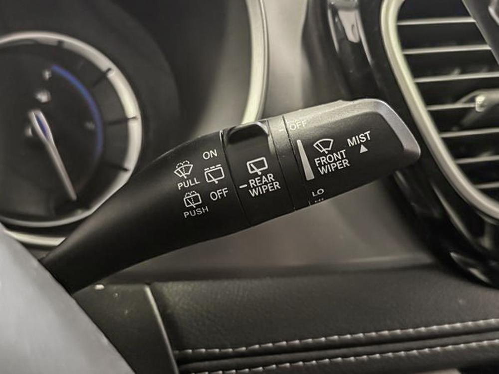 Chrysler Pacifica Hybrid Touring L 2022 d&rsquo;occasion à vendre - 22