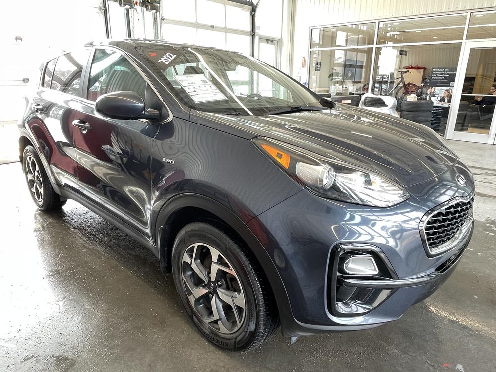 Kia Sportage LX 2022 d&rsquo;occasion à vendre - 1