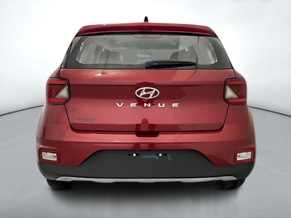 Hyundai Venue Essential 2022 d&rsquo;occasion à vendre - 7