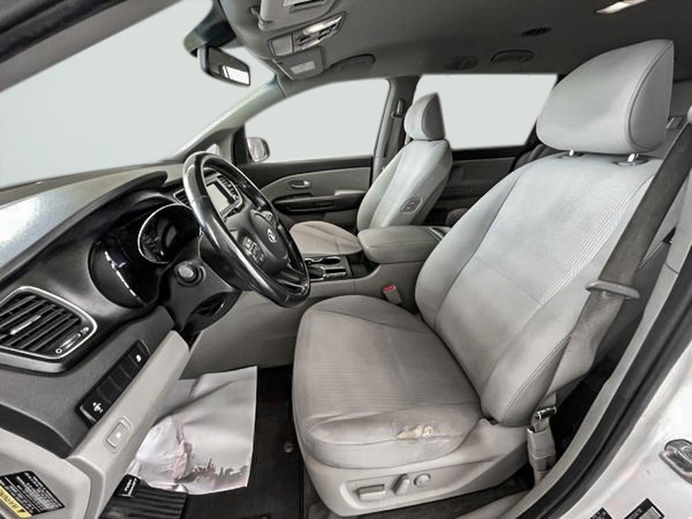 Kia Sedona LX 2020 d&rsquo;occasion à vendre - 14