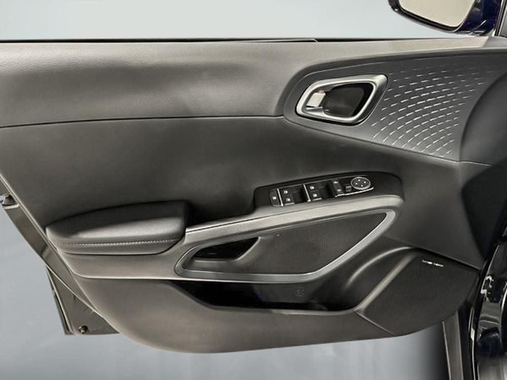 Kia Soul EV EV LIMITED 2023 d&rsquo;occasion à vendre - 14