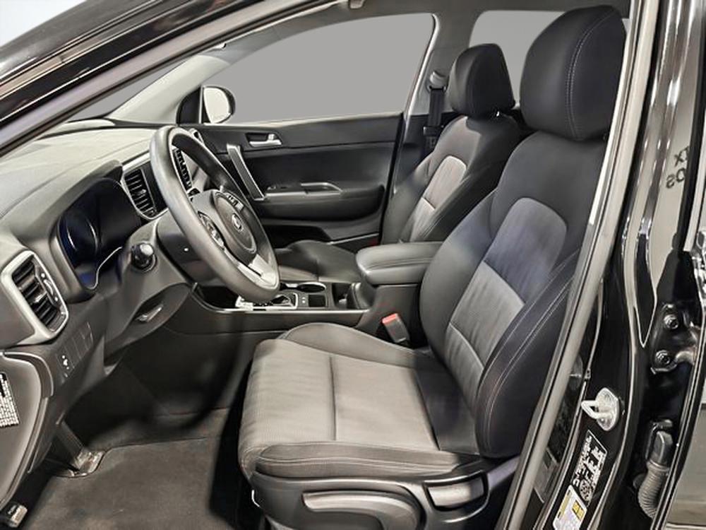 Kia Sportage LX 2022 d&rsquo;occasion à vendre - 16