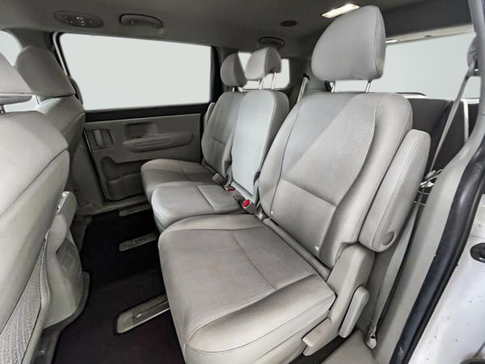 Kia Sedona LX 2020 d&rsquo;occasion à vendre - 27