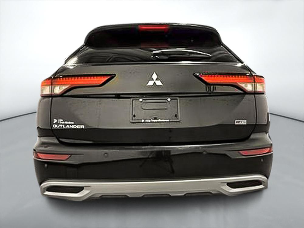 Mitsubishi Outlander 2023 Noir usage à vendre Mitsubishi Outlander 2023 Noir usage à vendre