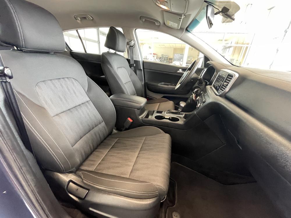 Kia Sportage LX 2022 d&rsquo;occasion à vendre - 28