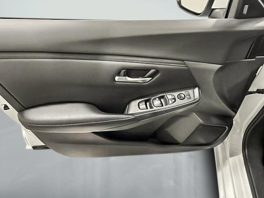 Nissan Sentra SV 2023 d&rsquo;occasion à vendre - 14