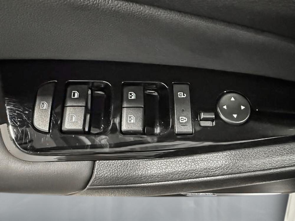 Kia Sportage X-LINE LIMITED 2025 d&rsquo;occasion à vendre - 16