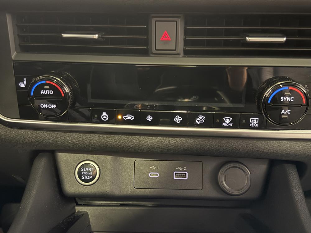 Nissan Rogue SV 2023 d&rsquo;occasion à vendre - 29