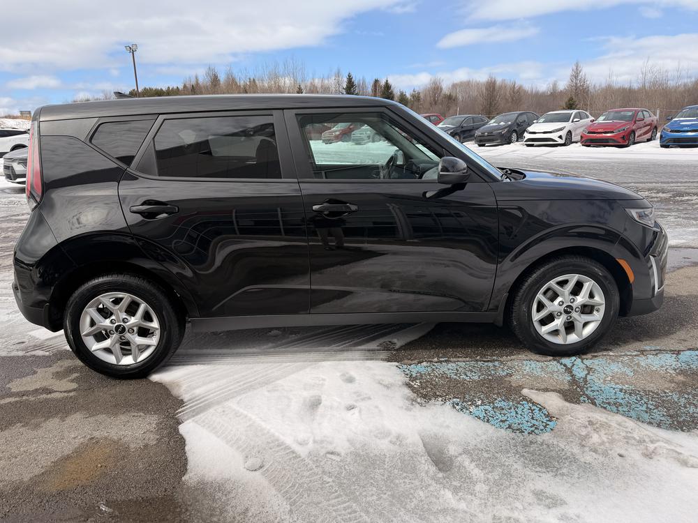 Kia Soul EX 2023 d&rsquo;occasion à vendre - 4