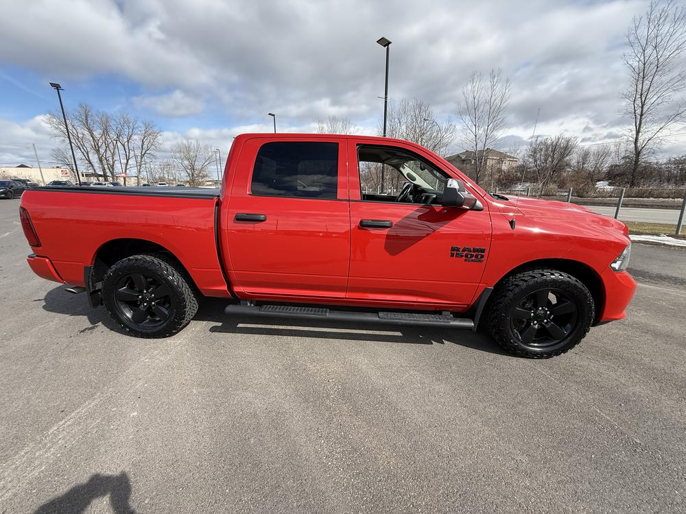 Ram 1500 Classic EXPRESS 2023 d&rsquo;occasion à vendre - 2