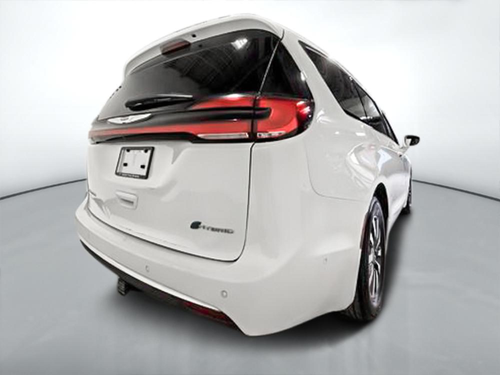 Chrysler Pacifica Hybrid Touring L 2022 d&rsquo;occasion à vendre - 3