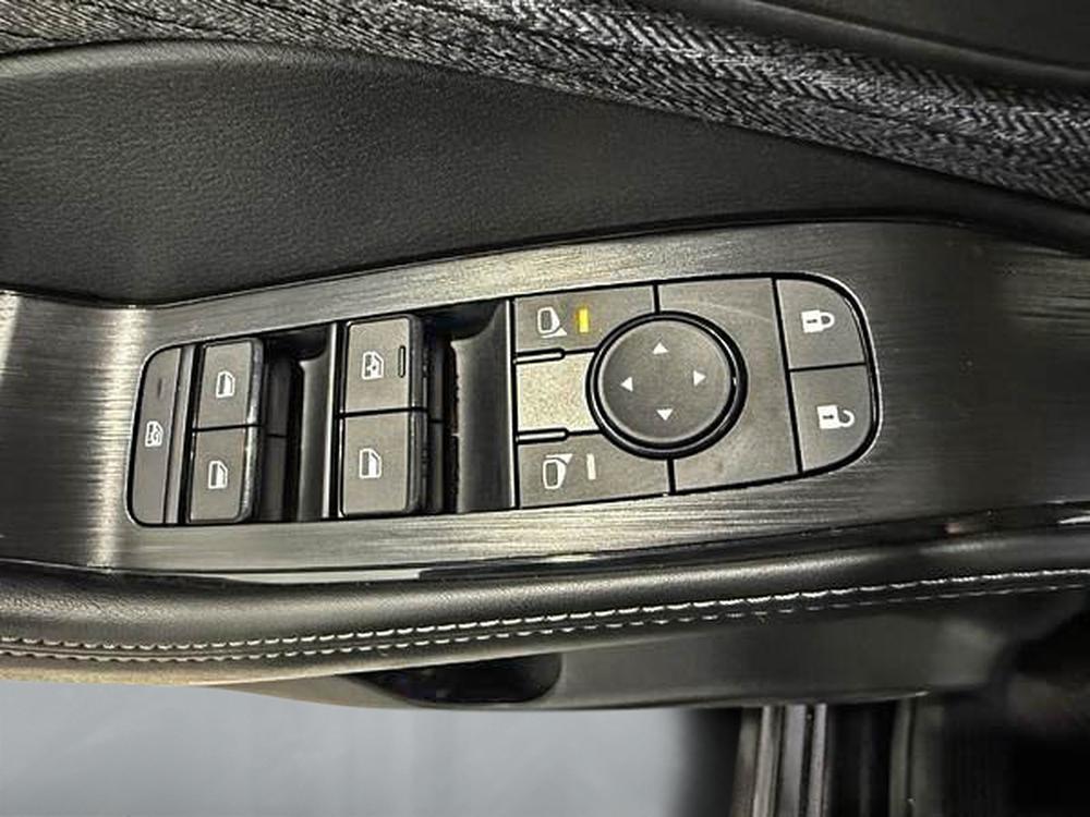 Nissan Rogue SV 2023 d&rsquo;occasion à vendre - 16