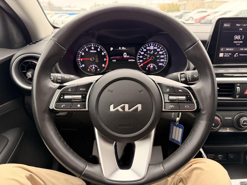 Kia Forte EX+ 2023 d&rsquo;occasion à vendre - 19