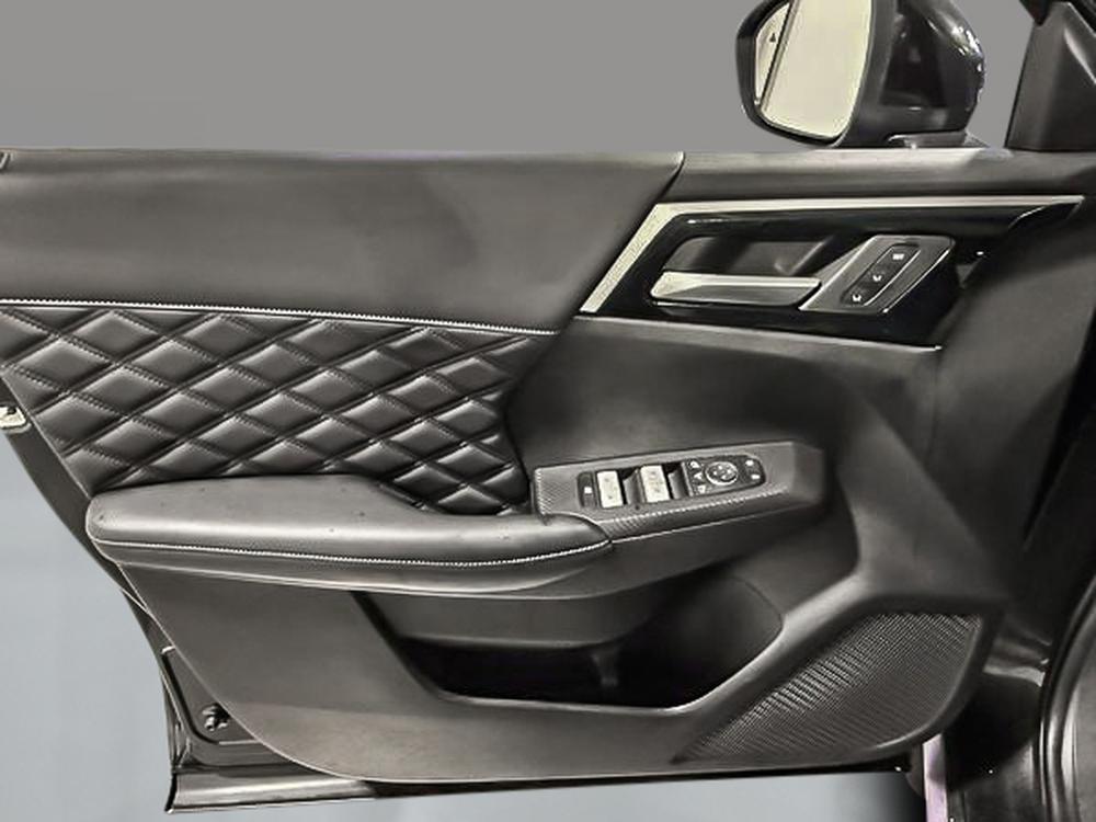 Mitsubishi Outlander 2023 Noir usage à vendre Mitsubishi Outlander 2023 Noir usage à vendre