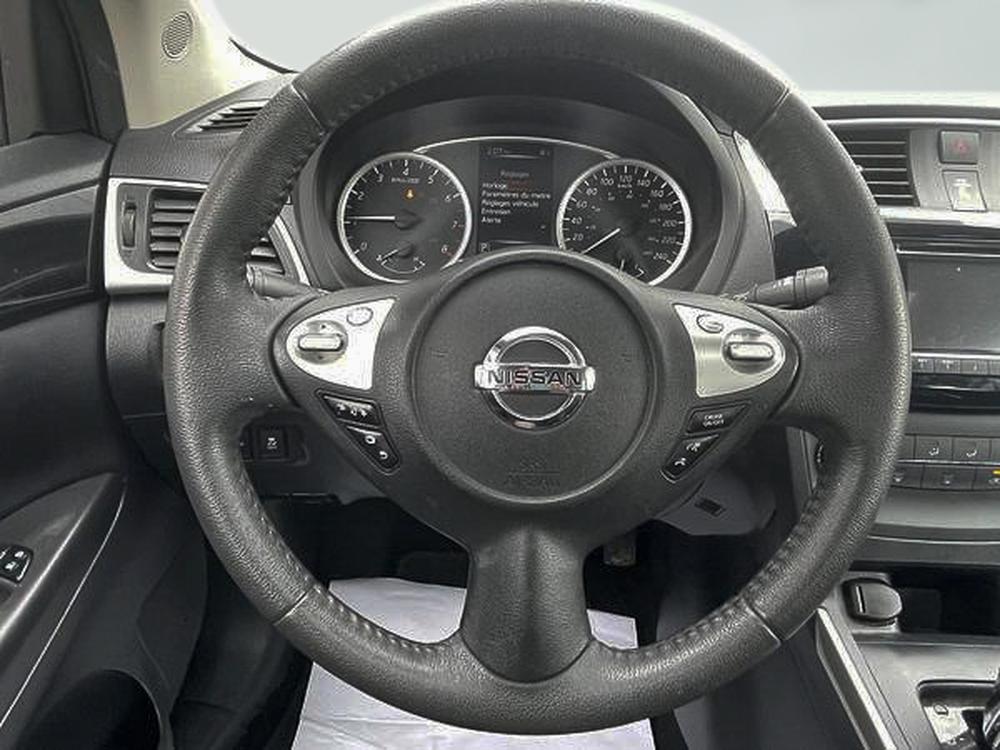 Nissan Sentra SV 2017 d&rsquo;occasion à vendre - 13