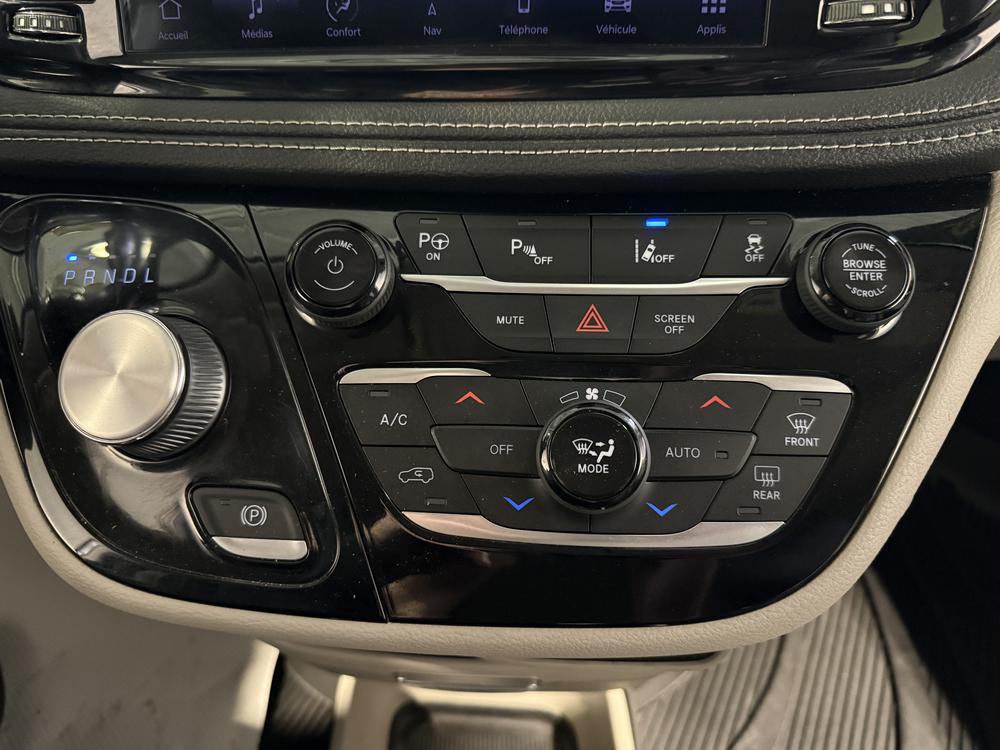 Chrysler Pacifica Hybrid Touring L 2022 d&rsquo;occasion à vendre - 27