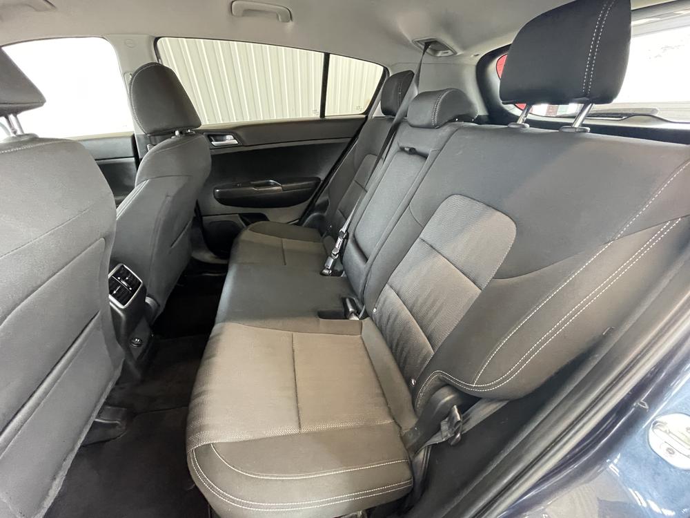 Kia Sportage LX 2022 d&rsquo;occasion à vendre - 24