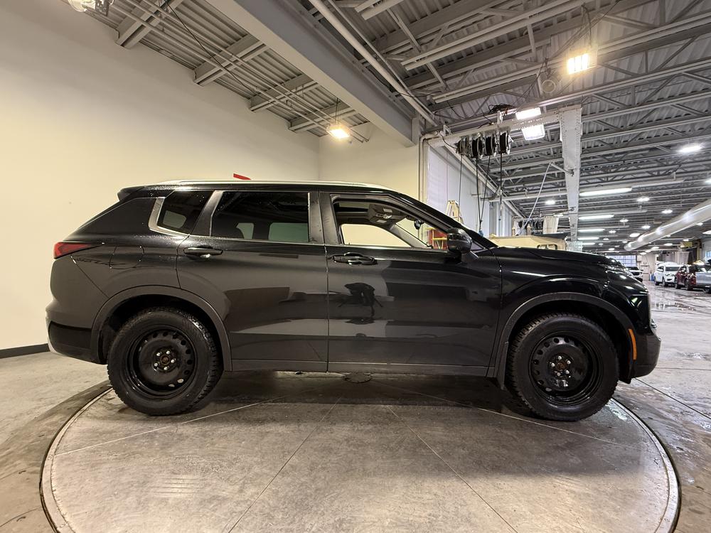 Mitsubishi Outlander SEL 2023 d&rsquo;occasion à vendre - 2