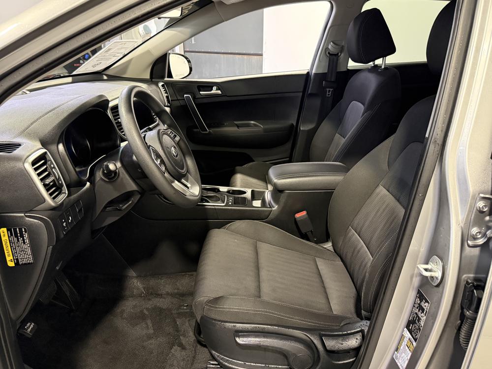 Kia Sportage LX 2022 d&rsquo;occasion à vendre - 16