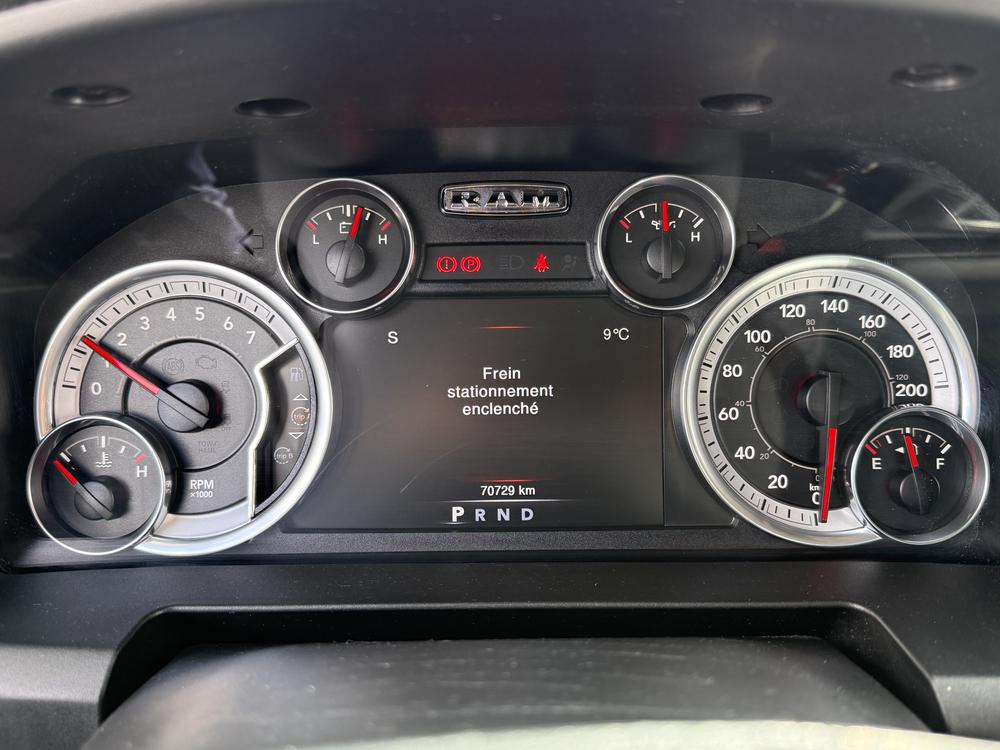 Ram 1500 Classic EXPRESS 2023 d&rsquo;occasion à vendre - 22