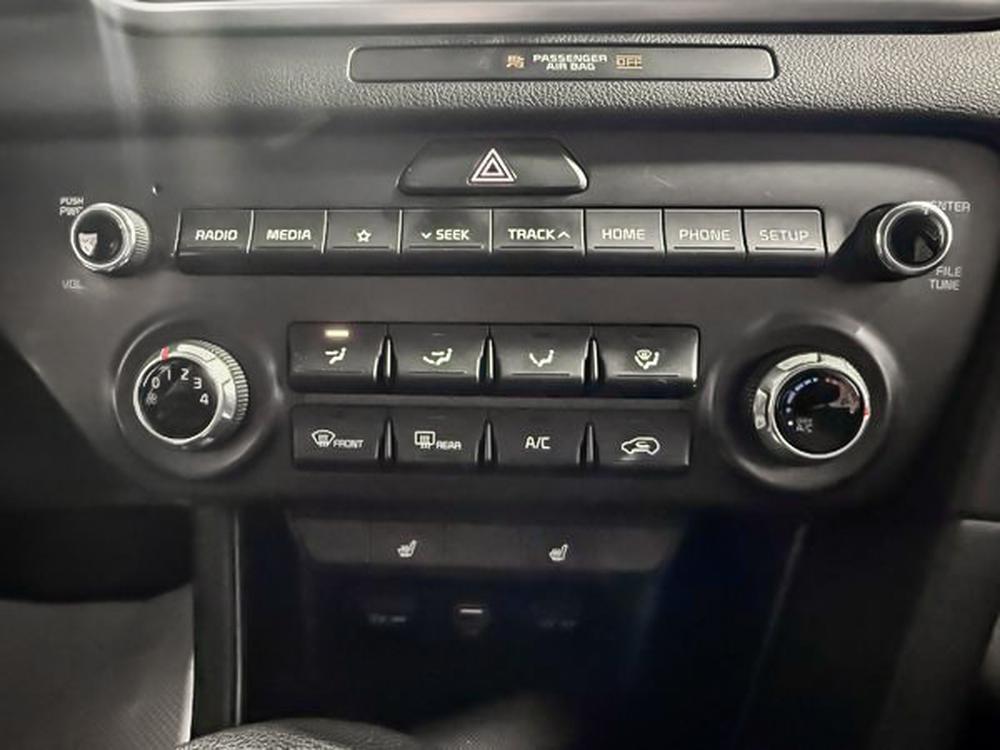 Kia Sportage LX 2022 d&rsquo;occasion à vendre - 27