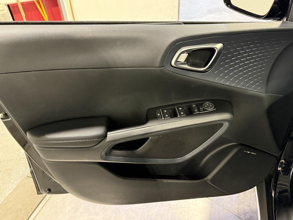 Kia Soul EV EV LIMITED 2023 d&rsquo;occasion à vendre - 14
