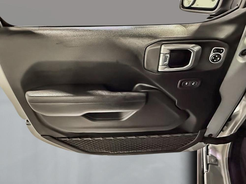 Jeep Wrangler WILLYS 4X4 2024 d&rsquo;occasion à vendre - 13