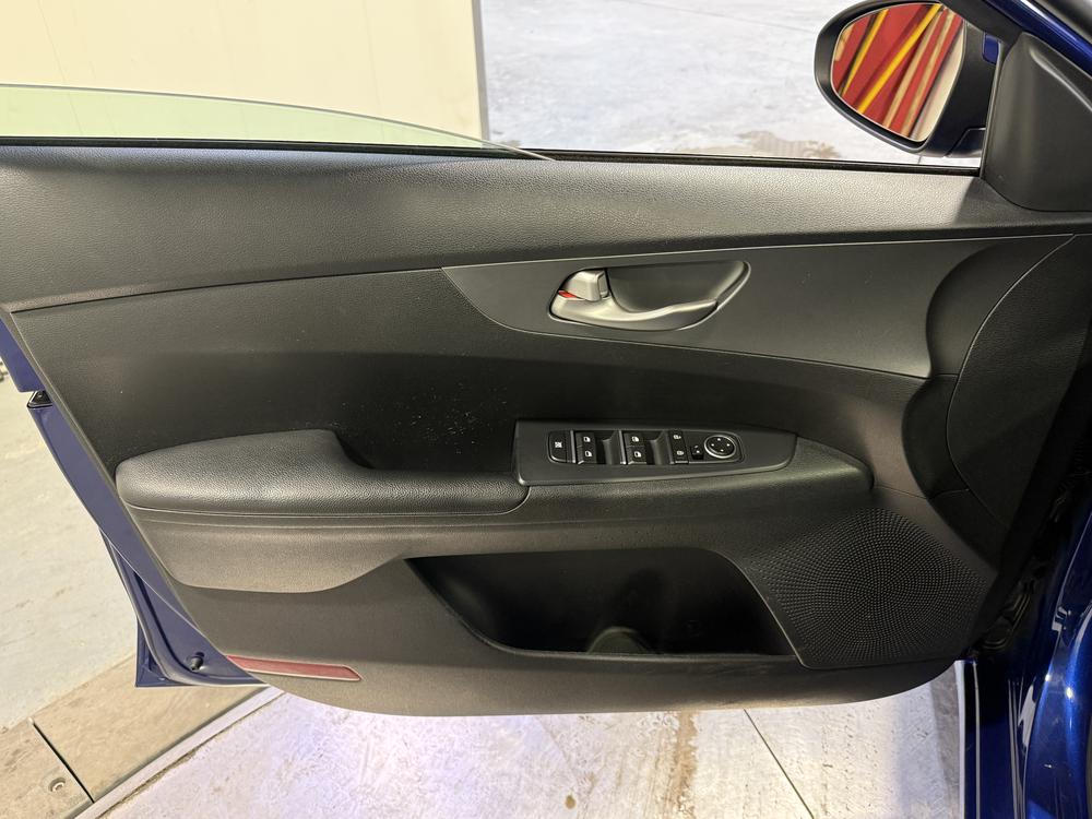 Kia Forte LX 2019 d&rsquo;occasion à vendre - 13