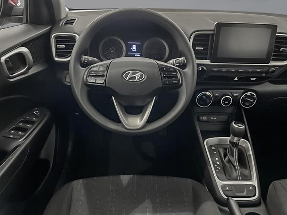 Hyundai Venue Essential 2022 d&rsquo;occasion à vendre - 9