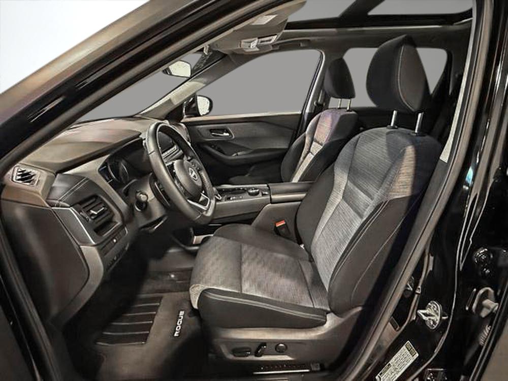 Nissan Rogue SV 2023 d&rsquo;occasion à vendre - 18