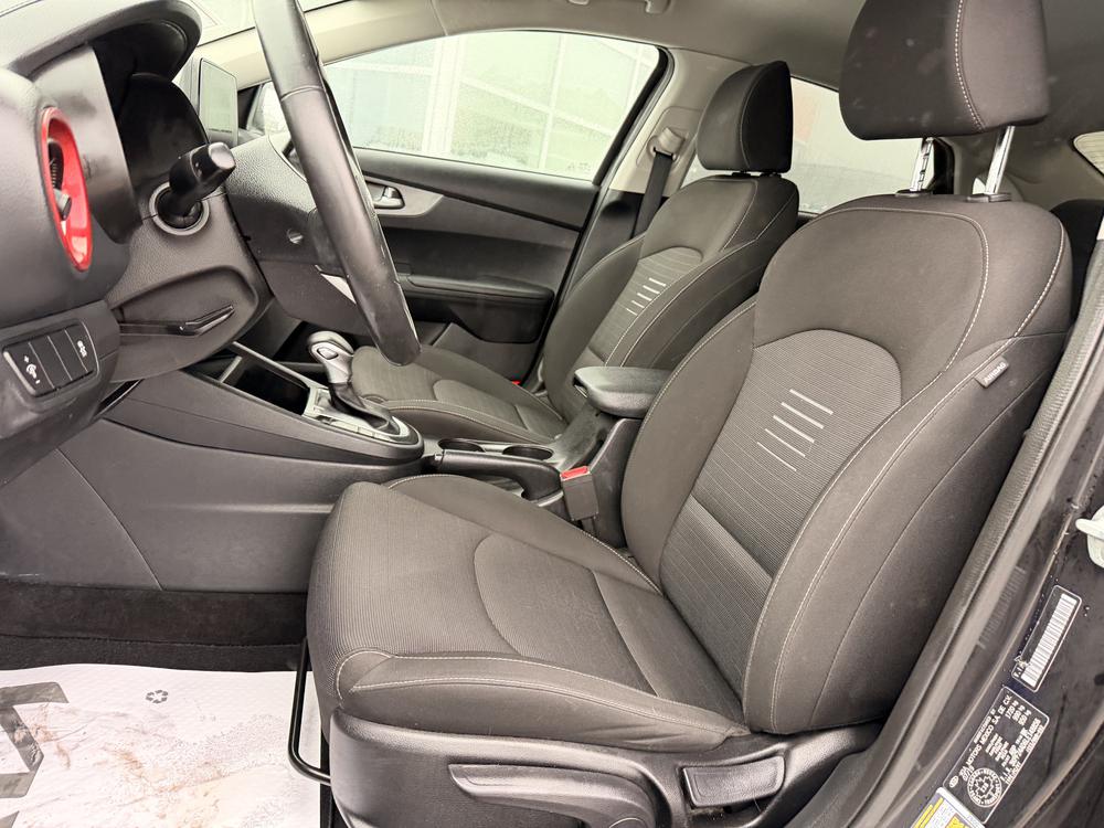 Kia Forte LX 2020 d&rsquo;occasion à vendre - 14