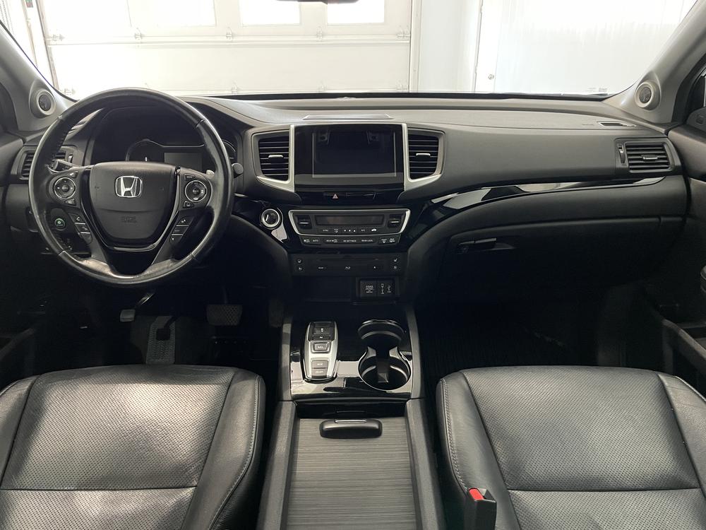 Honda Pilot Touring AWD / 7 passagers 2018 d&rsquo;occasion à vendre - 9