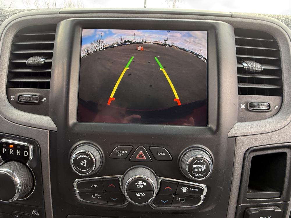 Ram 1500 Classic EXPRESS 2023 d&rsquo;occasion à vendre - 24