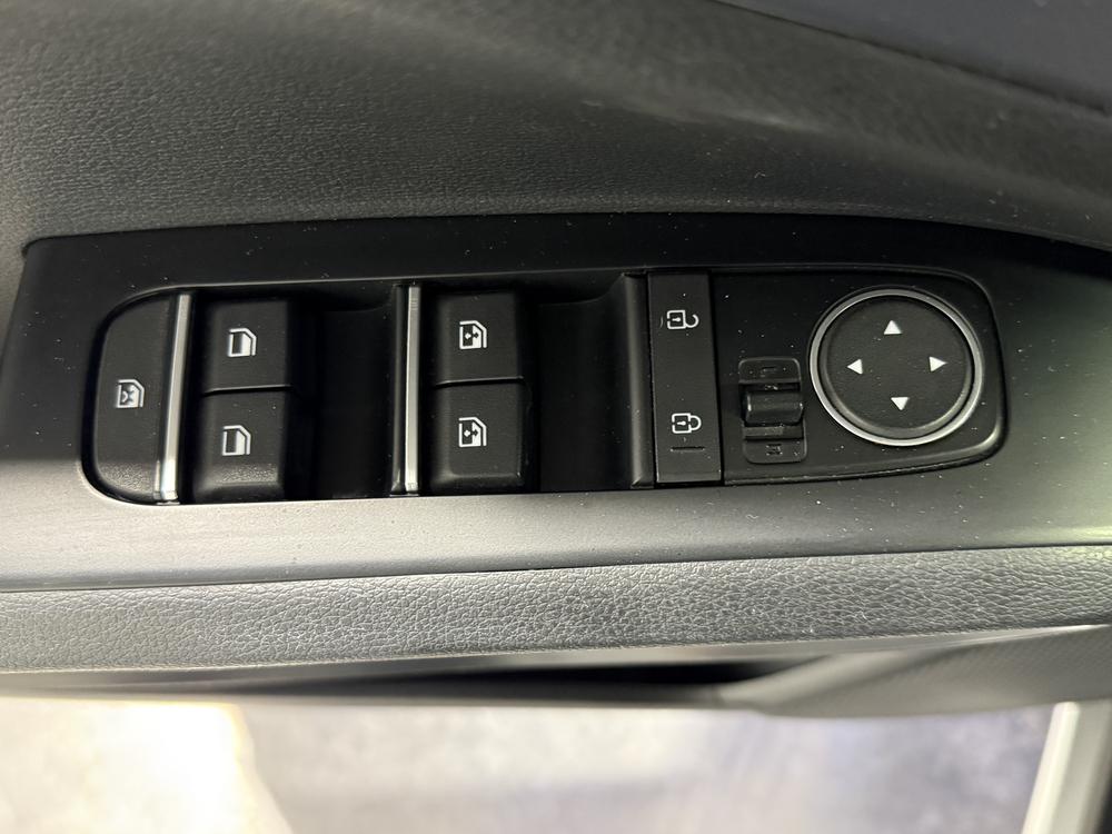 Kia Soul EV EV LIMITED 2023 d&rsquo;occasion à vendre - 16