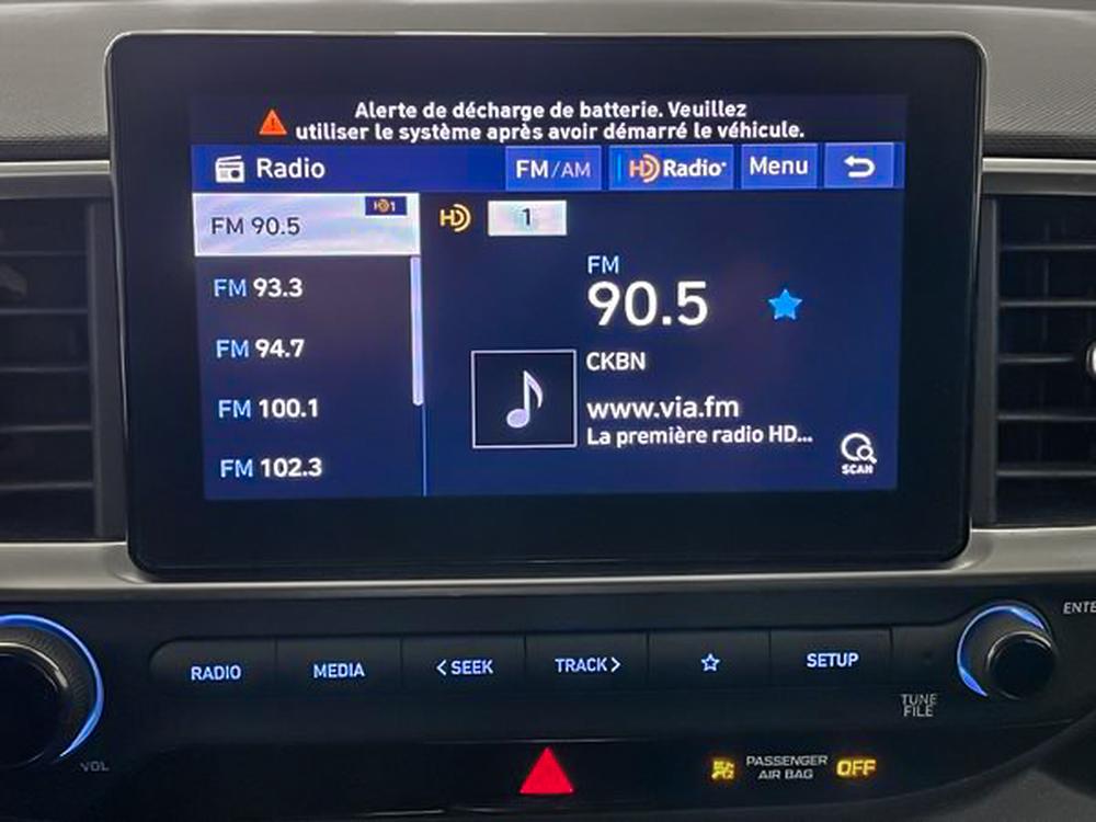 Hyundai Venue Essential 2022 d&rsquo;occasion à vendre - 19