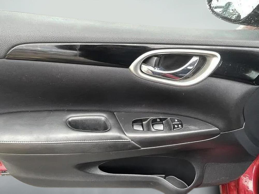 Nissan Sentra SV 2017 d&rsquo;occasion à vendre - 9