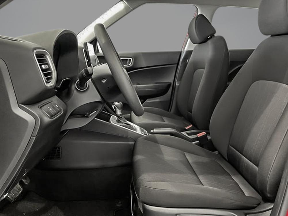 Hyundai Venue Essential 2022 d&rsquo;occasion à vendre - 12