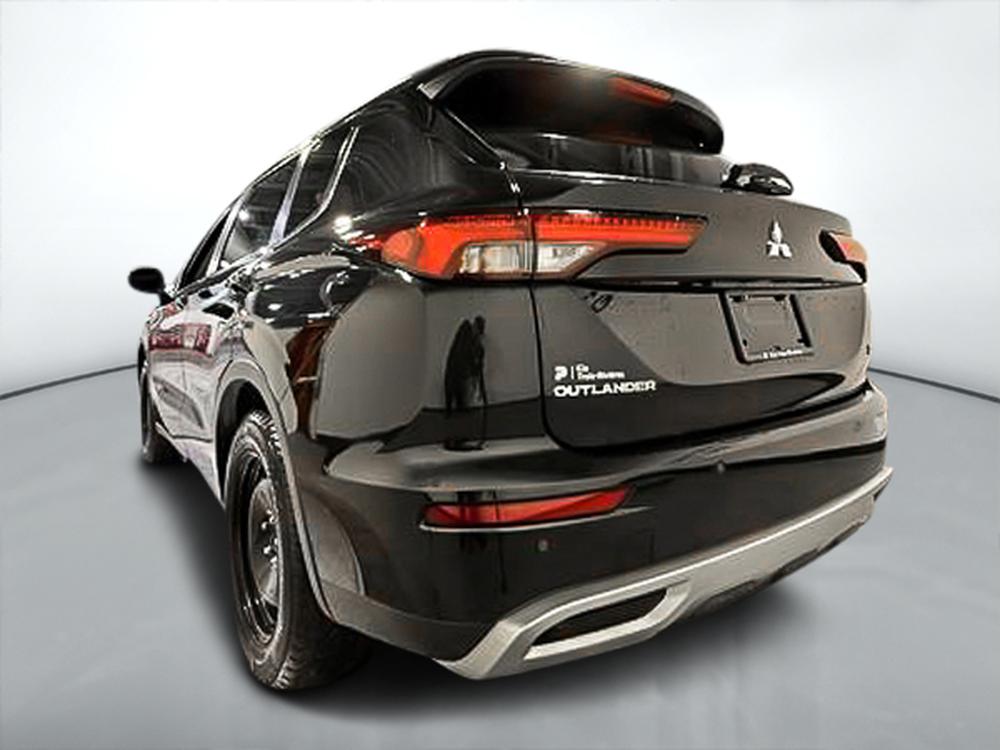 Mitsubishi Outlander 2023 Noir usage à vendre Mitsubishi Outlander 2023 Noir usage à vendre
