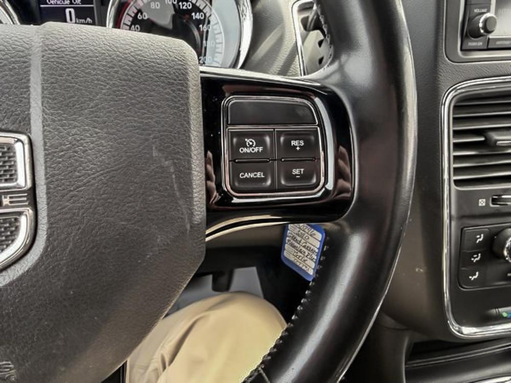 Dodge Grand Caravan PREMIUM PLUS 2020 d&rsquo;occasion à vendre - 21