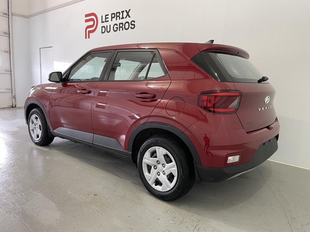 Hyundai Venue Essential 2022 d&rsquo;occasion à vendre - 6
