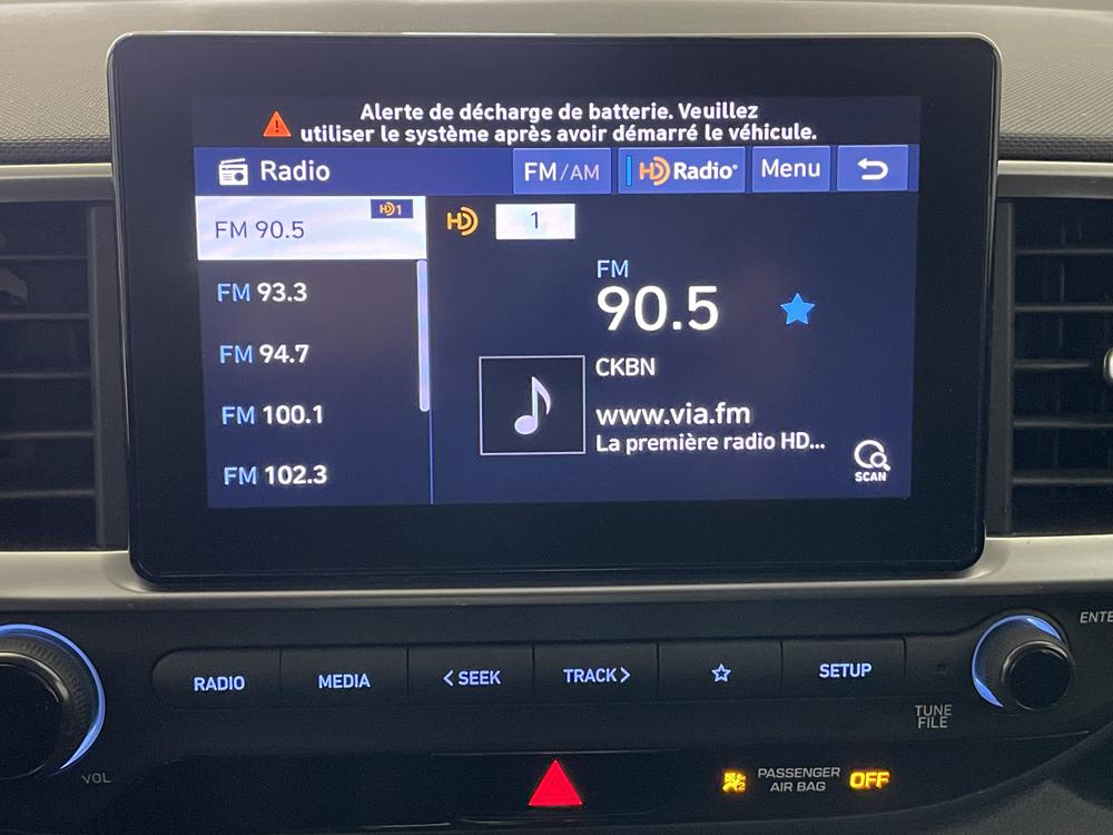 Hyundai Venue Essential 2022 d&rsquo;occasion à vendre - 19