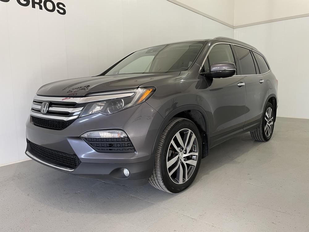 Honda Pilot Touring AWD / 7 passagers 2018 d&rsquo;occasion à vendre - 3