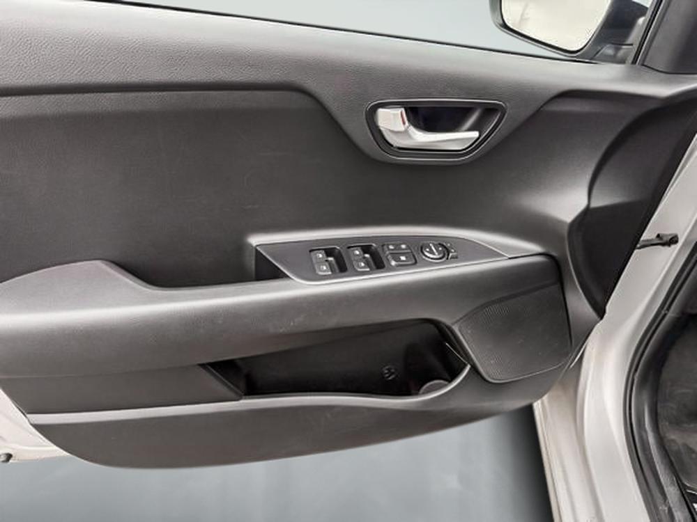 Kia Rio LX+ 2018 d&rsquo;occasion à vendre - 13